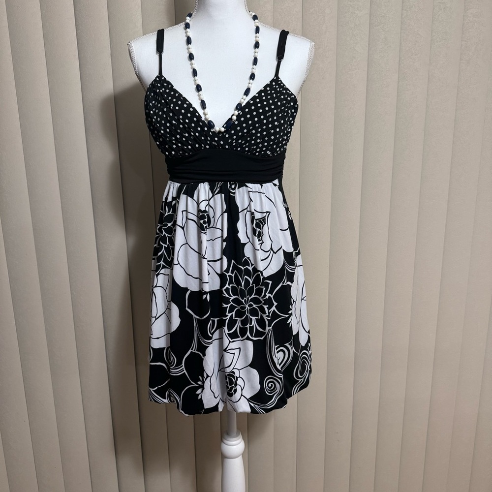 Y2K Black and white polka dot dress with necklace